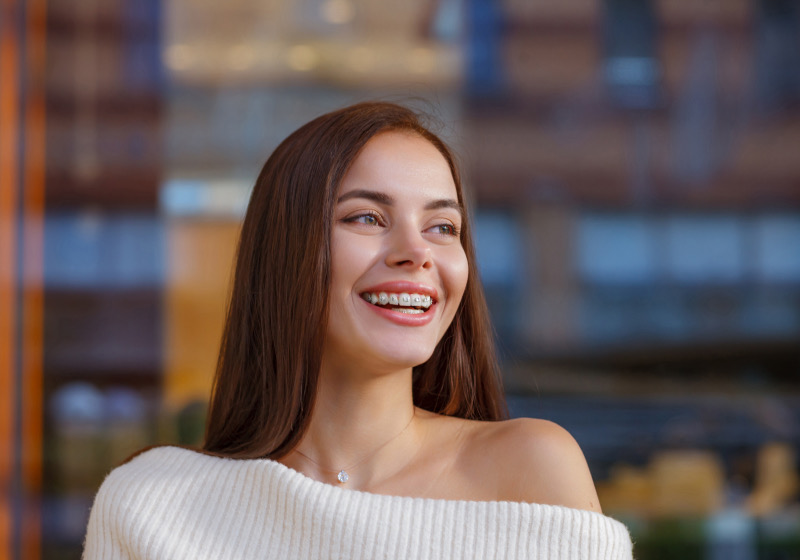 Tradicionales y Brackets Transparentes en Phoenix & Peoria, AZ